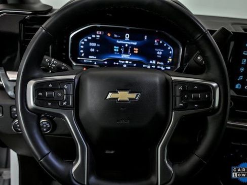 Used 2025 Chevrolet Silverado 2500 LTZ w/ LTZ Premium Package image 20