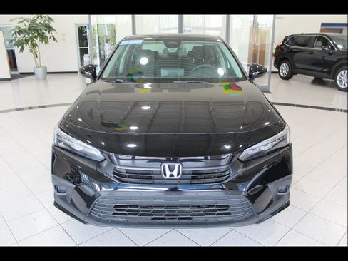 Certified 2023 Honda Civic LX image 2