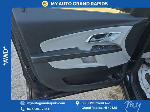 Used 2017 Chevrolet Equinox LT w/ Convenience Package AWD/4WD image 10