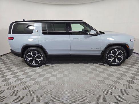Used 2024 Rivian R1S Adventure AWD/4WD image 6