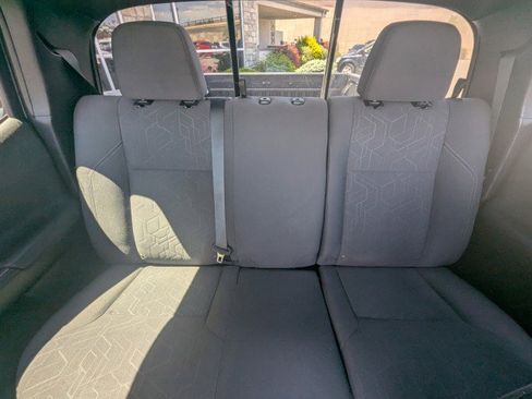 Used 2019 Toyota Tacoma TRD Sport AWD/4WD image 21