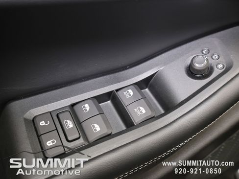 New 2026 Jeep Grand Cherokee Altitude image 44