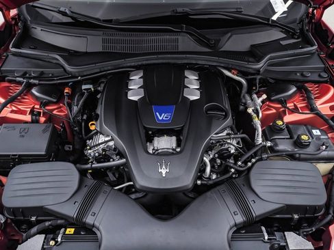 Certified 2022 Maserati Ghibli Modena Q4 image 28