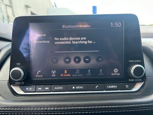 Used 2023 Nissan Rogue SV FWD image 19