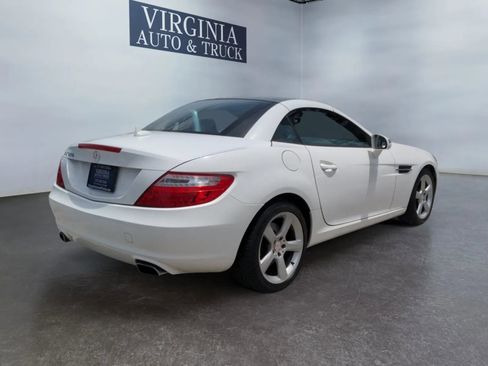 Used 2014 Mercedes-Benz SLK 250 image 10