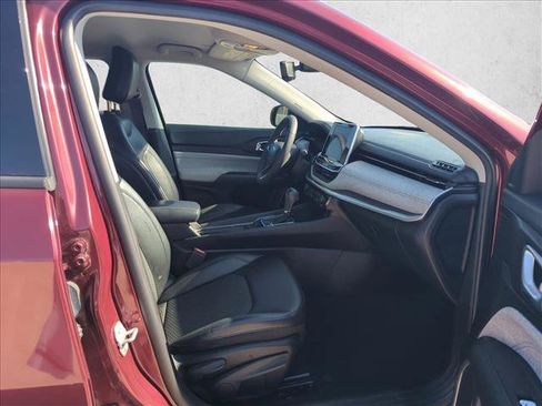 Used 2022 Jeep Compass Latitude image 20