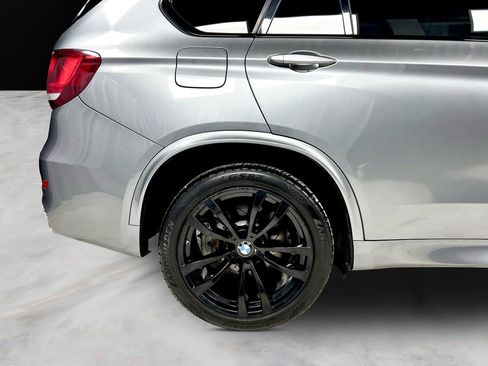 Used 2018 BMW X5 xDrive50i AWD/4WD image 43