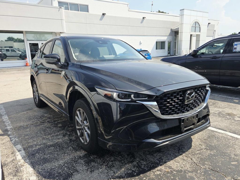 Used 2025 MAZDA CX-5 AWD 2.5 S w/ Preferred Package image 4