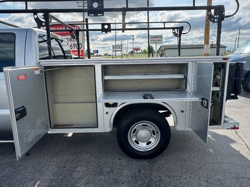 Used 2015 Ford F250 XL w/ Power Equipment Group RWD image 23
