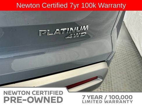 Used 2025 Nissan Pathfinder Platinum AWD/4WD image 10