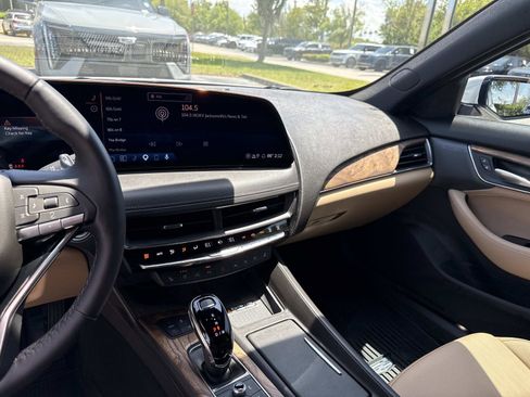 Used 2026 Cadillac CT5 Premium Luxury RWD image 24