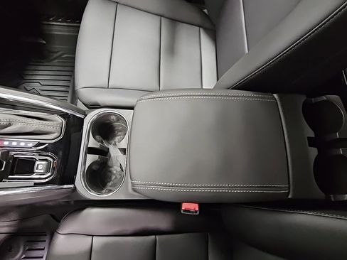 New 2026 GMC Canyon Elevation w/ Convenience Package image 22