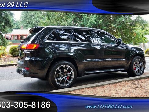 Used 2014 Jeep Grand Cherokee SRT8 w/ Luxury Group II AWD/4WD image 9