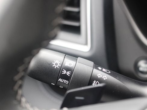 Used 2023 Subaru Ascent Touring image 29