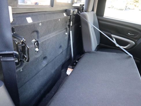 Used 2021 Nissan Titan SV w/ SV Convenience Package image 55