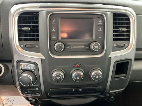 Used 2024 RAM 1500 Classic SLT image 20