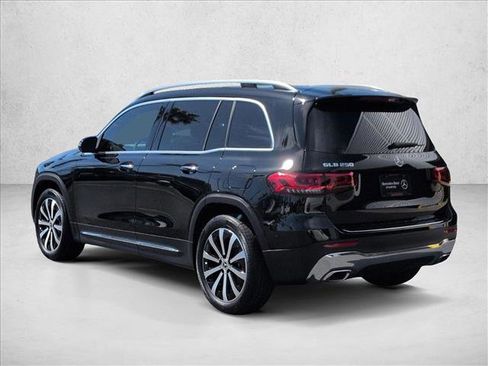 Used 2022 Mercedes-Benz GLB 250 image 8