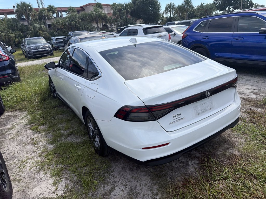Used 2024 Honda Accord EX image 8