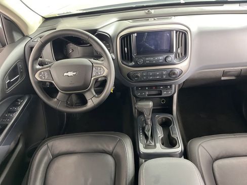 Used 2018 Chevrolet Colorado Z71 w/ Centennial Edition image 4