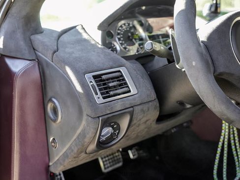 Used 2005 Aston Martin DB9 Coupe RWD image 25