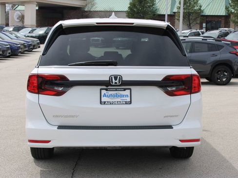 Used 2023 Honda Odyssey Sport image 5