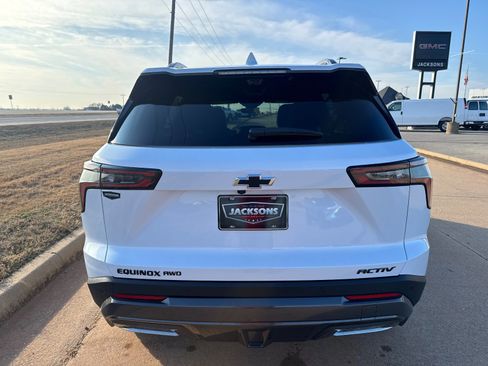 New 2026 Chevrolet Equinox ACTIV w/ Convenience Package III AWD/4WD image 4