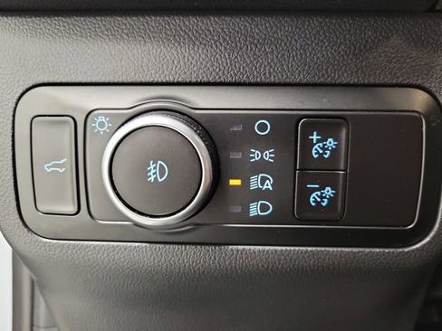 Used 2025 Ford Escape Platinum AWD/4WD image 21