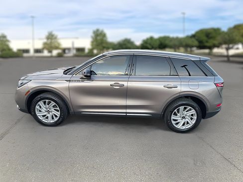 Used 2020 Lincoln Corsair FWD w/ Convenience Package image 5