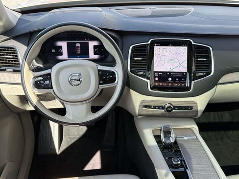 Certified 2023 Volvo XC90 B6 Ultimate w/ Protection Package Premier AWD/4WD image 27