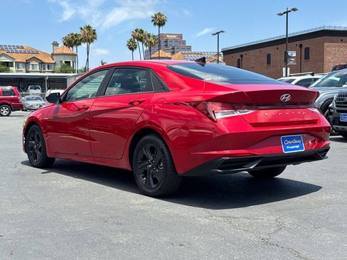 Used 2023 Hyundai Elantra SEL FWD image 10