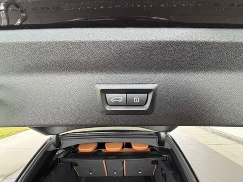 Used 2024 BMW X3 xDrive30i w/ Premium Package AWD/4WD image 31