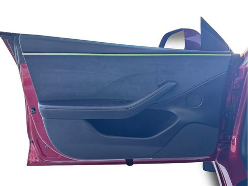 Used 2024 Tesla Model 3 Performance image 15