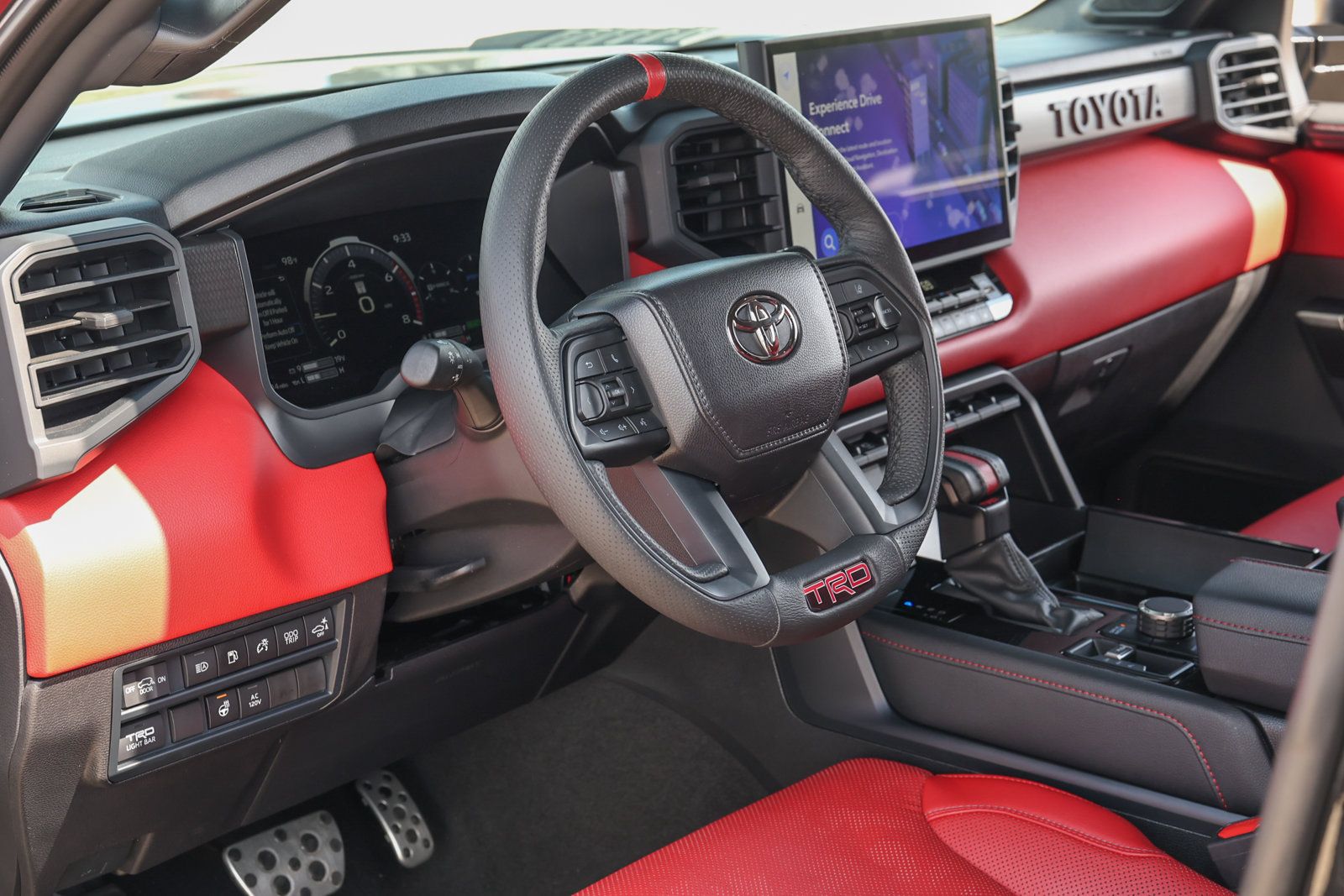 Used 2025 Toyota Sequoia TRD Pro AWD/4WD image 14