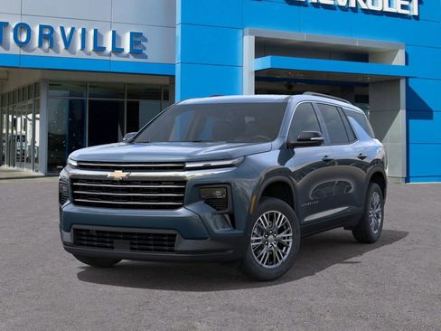 New 2026 Chevrolet Traverse LT w/ Driver Confidence Package image 6