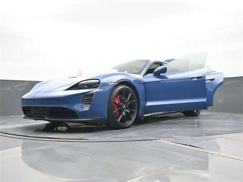 Used 2023 Porsche Taycan GTS image 31