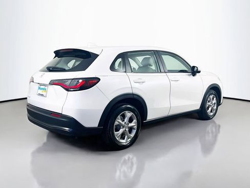 Certified 2023 Honda HR-V LX image 9
