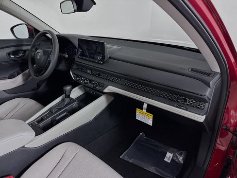 New 2025 Honda Accord LX image 33