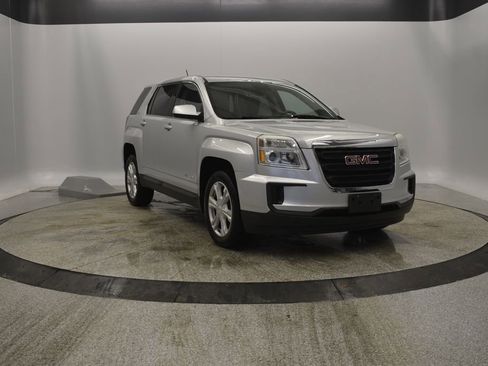 Used 2017 GMC Terrain SLE image 14