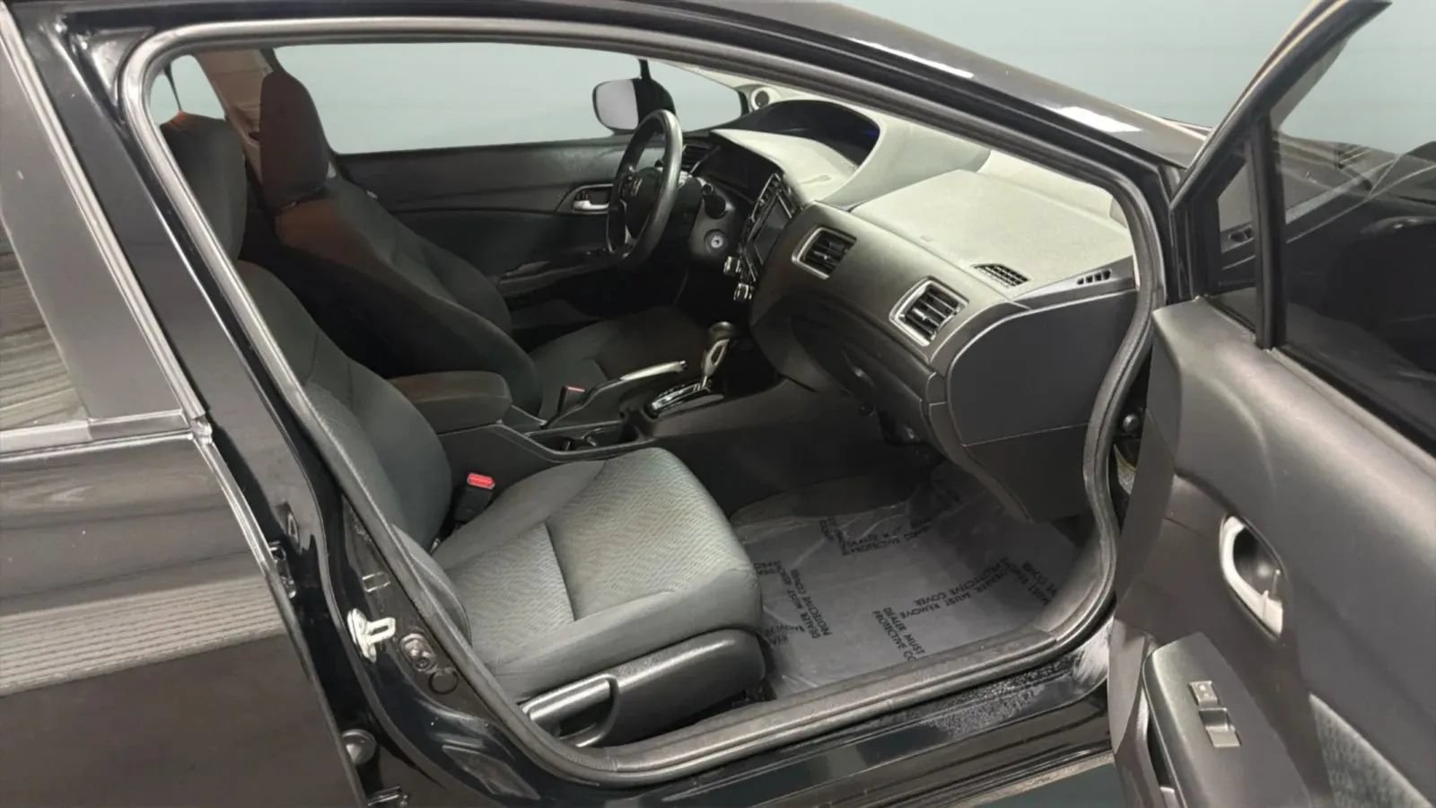 Used 2015 Honda Civic SE image 19