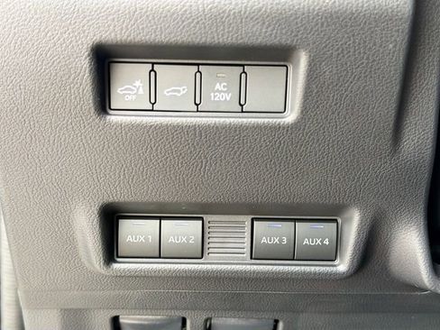 New 2026 Lexus GX 550 AWD/4WD image 46