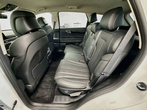Used 2025 Genesis GV80 2.5T Standard AWD/4WD image 29