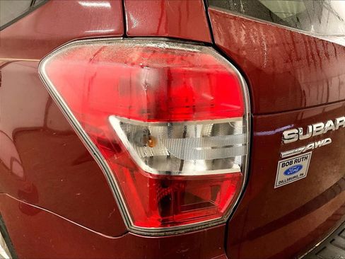 Used 2015 Subaru Forester 2.5i Premium w/ Popular Package #2 AWD/4WD image 28