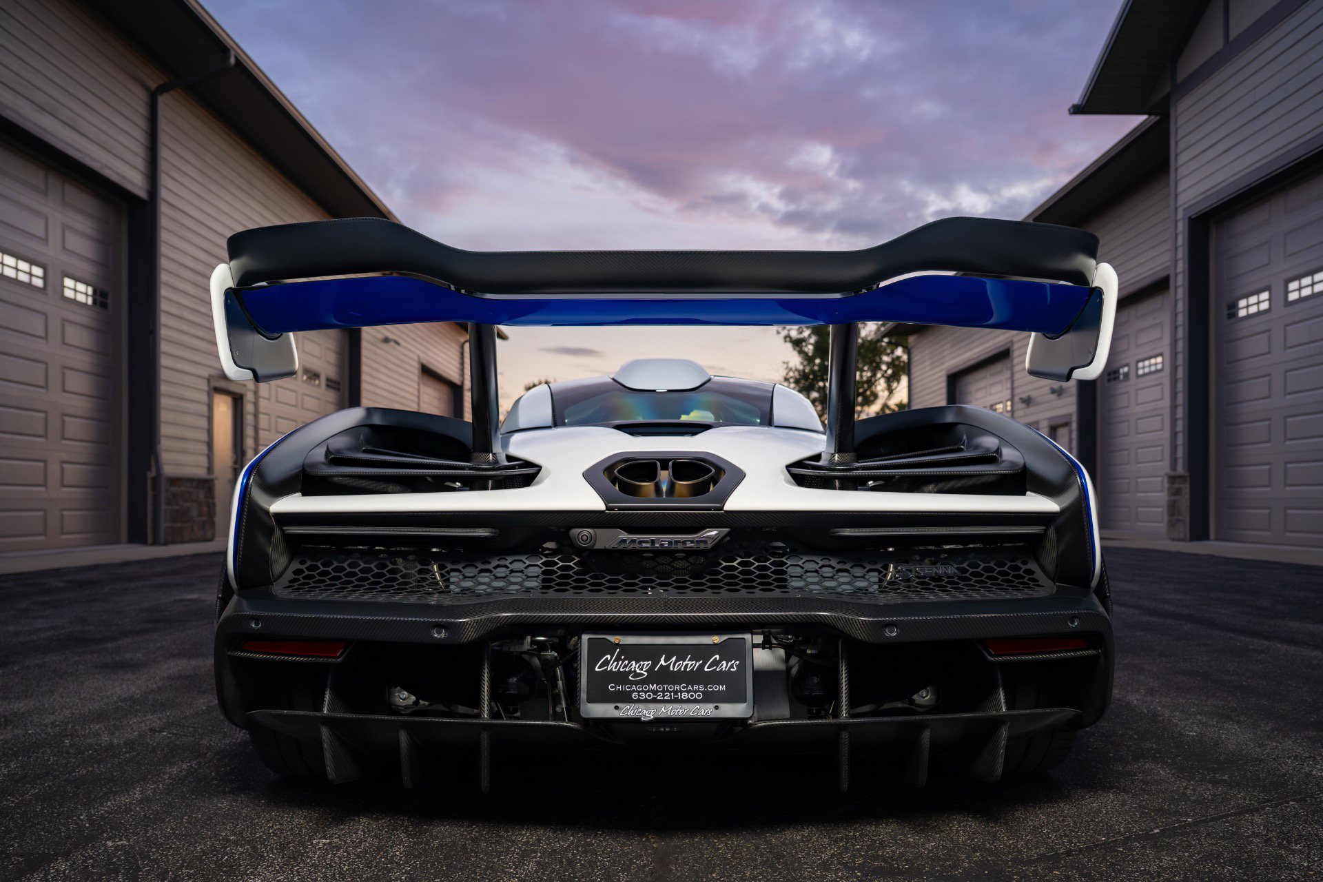 Used 2019 McLaren Senna RWD image 58