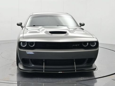 Used 2017 Dodge Challenger SRT Hellcat RWD image 2