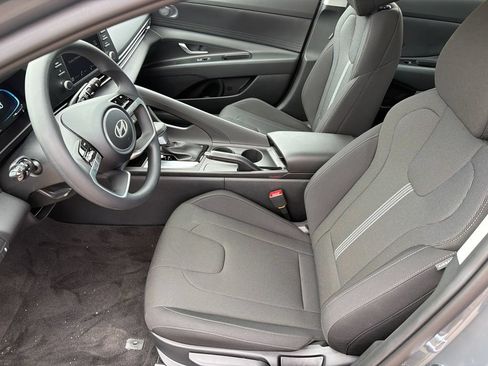 New 2026 Hyundai Elantra SE FWD image 10