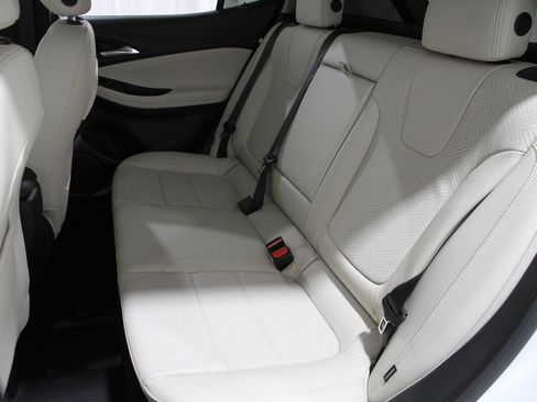 Used 2023 Buick Encore GX Essence w/ Experience Buick Package image 18