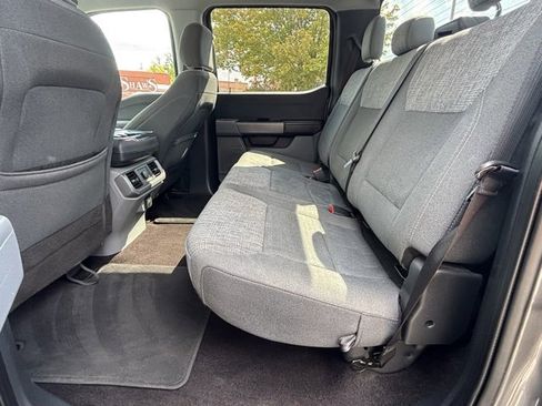 Used 2022 Ford F150 XLT w/ XTR Package image 12