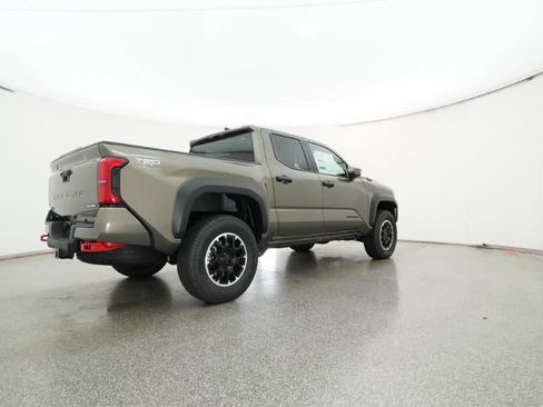 New 2025 Toyota Tacoma TRD Off-Road AWD/4WD image 25