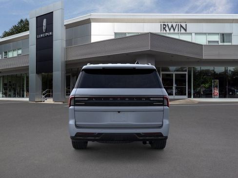 New 2025 Lincoln Navigator Reserve w/ Jet Appearance Package image 5