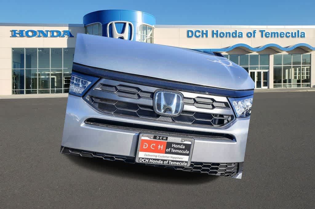 Certified 2026 Honda Odyssey EX-L image 5
